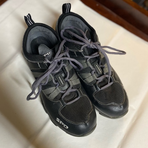 Shimano Mountain Bike Shoes - Picture 3 of 9